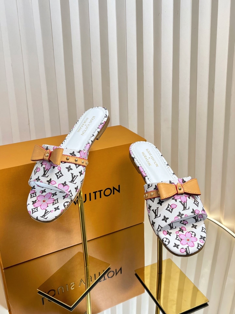 l0vis Vvtt0n slippers